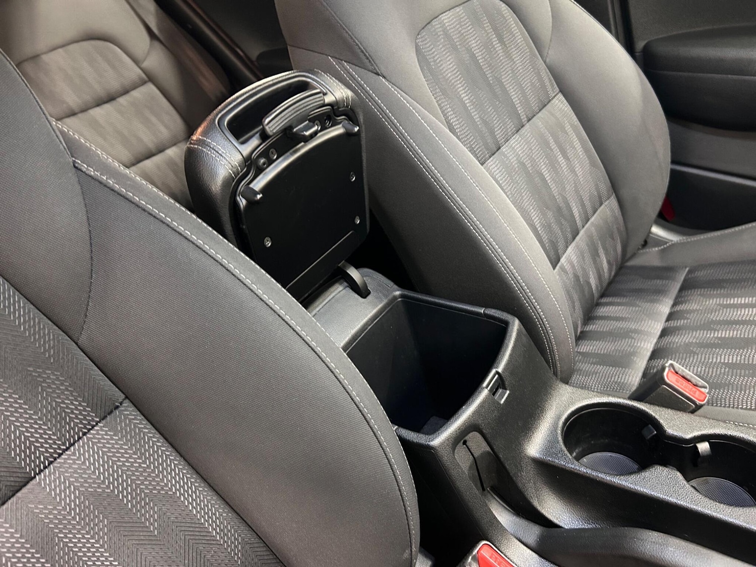 Used Kia Sportage 2016 for sale - 76728124: Photo 42