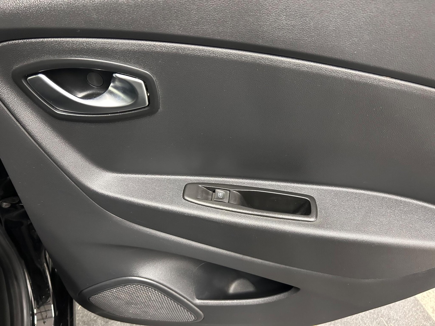 Used Renault Captur 2019 for sale - 76913363: Photo 36