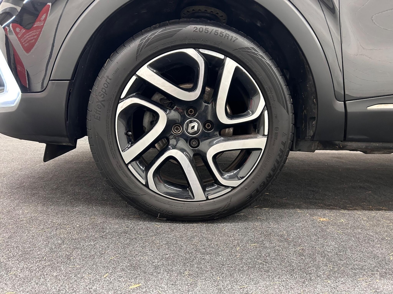 Used Renault Captur 2019 for sale - 76913363: Photo 41