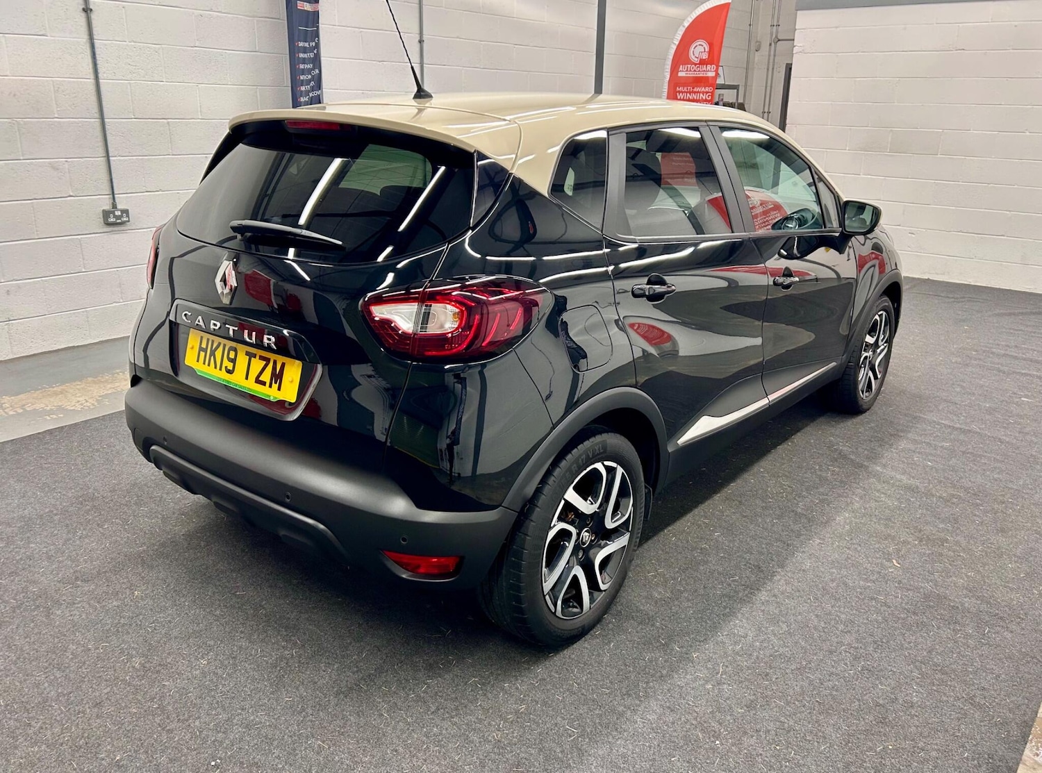 Used Renault Captur 2019 for sale - 76913363: Photo 7