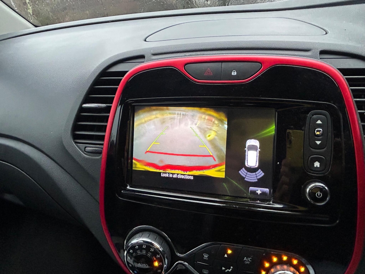 Used Renault Captur for sale - 77892286: Photo 4