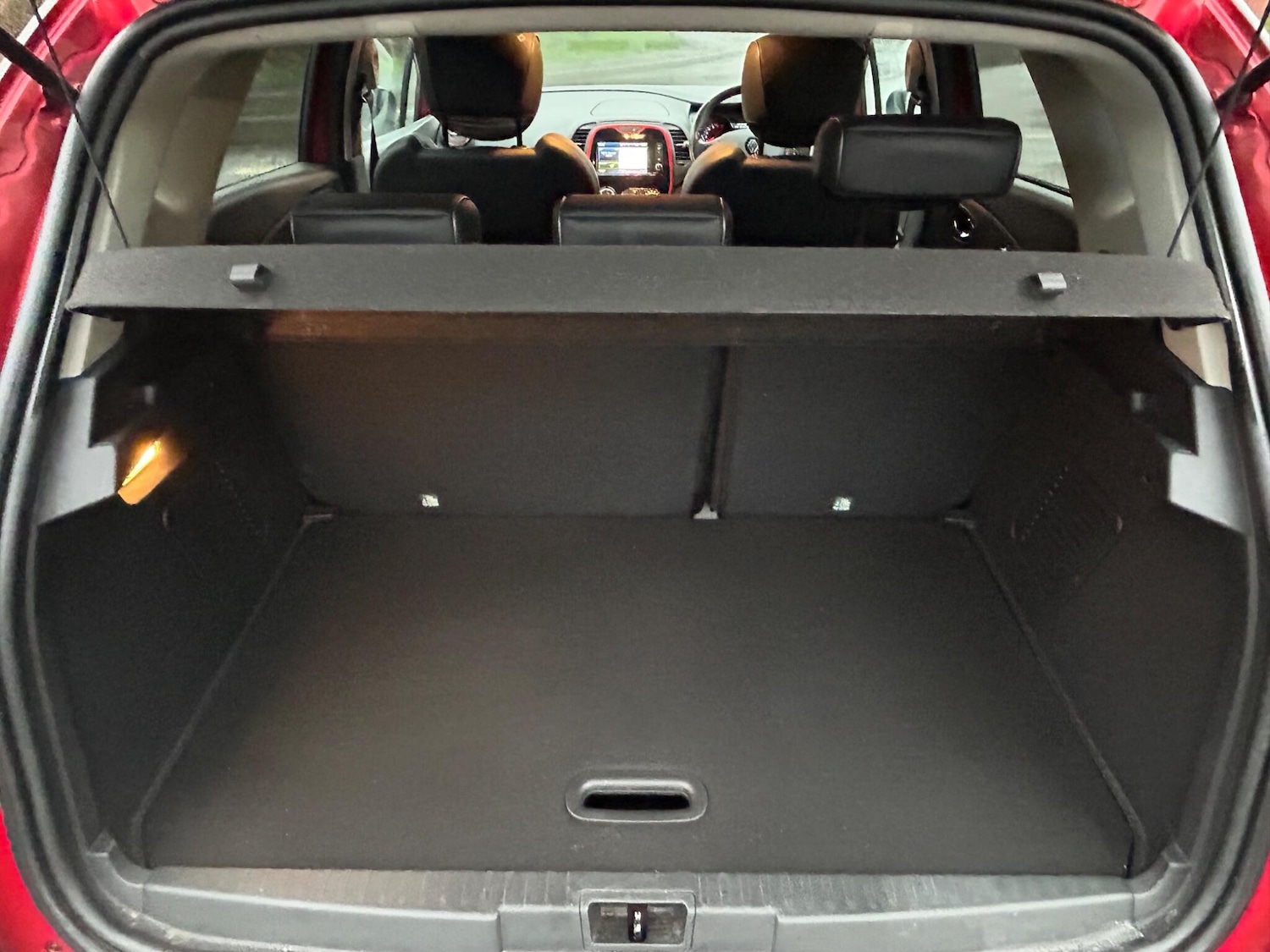 Used Renault Captur for sale - 77892286: Photo 8