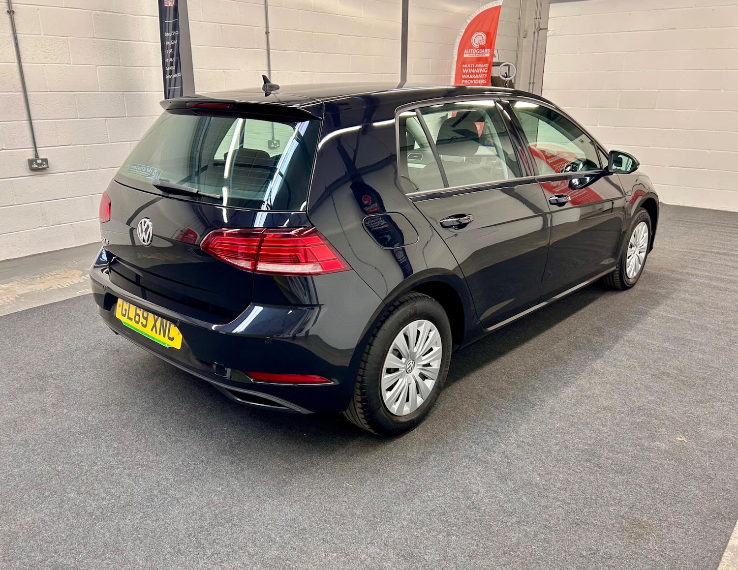 Used Volkswagen Golf 2019 for sale - 76612755: Photo 7