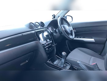 Used Suzuki Vitara 2017 for sale - 77066756: Photo