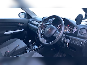 Used Suzuki Vitara 2017 for sale - 77066756: Photo