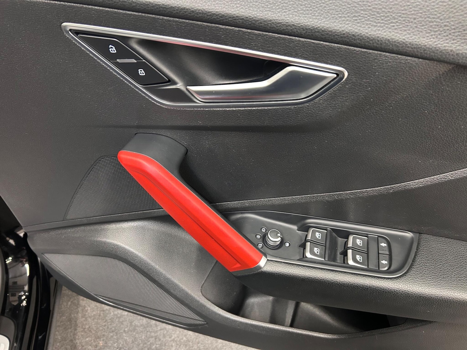 Used Audi Q2 2017 for sale - 76612758: Photo 30