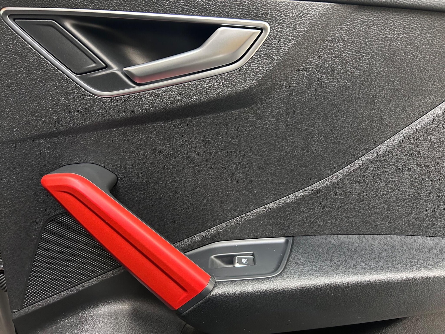 Used Audi Q2 2017 for sale - 76612758: Photo 35