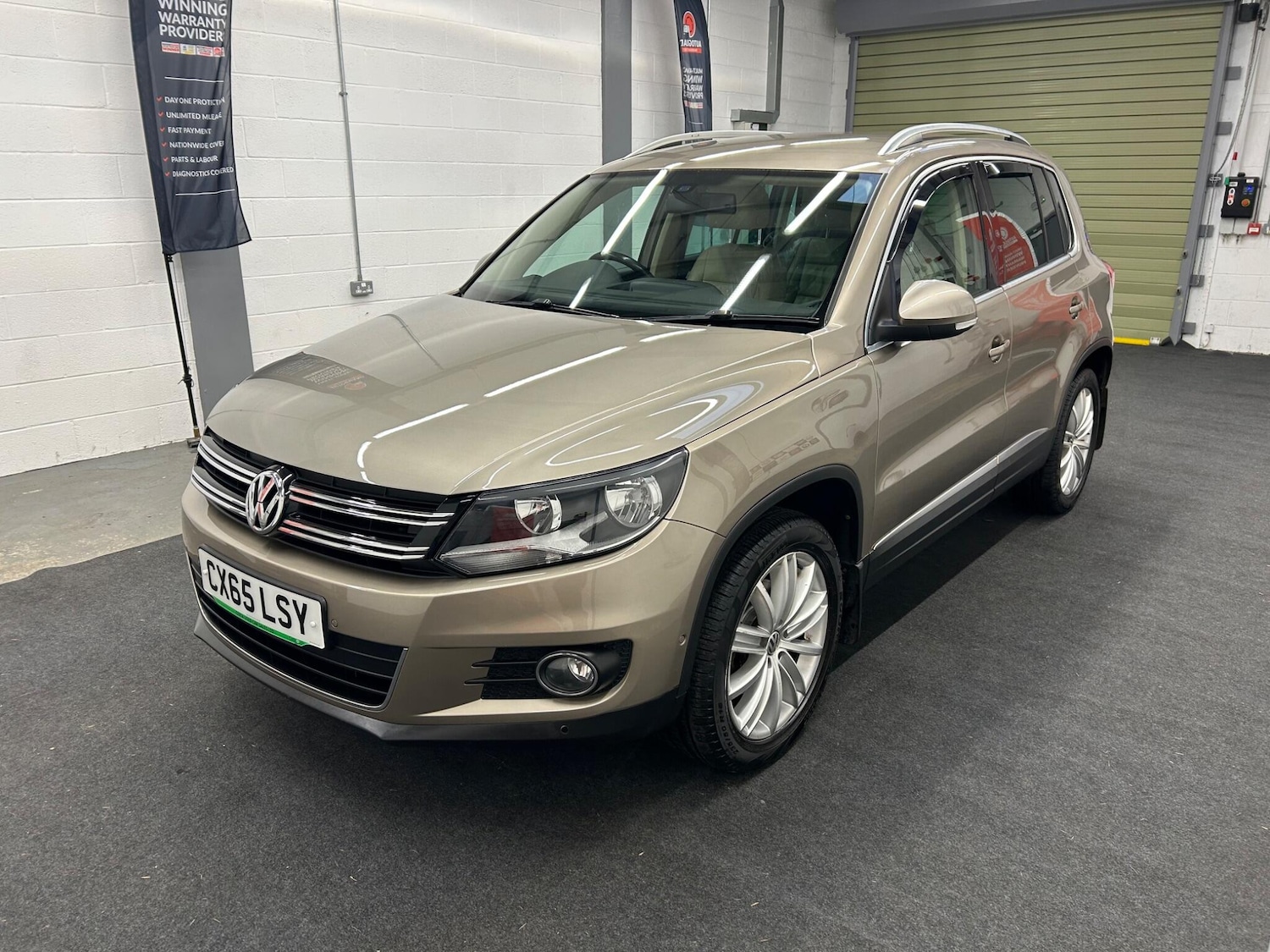 Used Volkswagen Tiguan for sale - 77612096: Photo 5