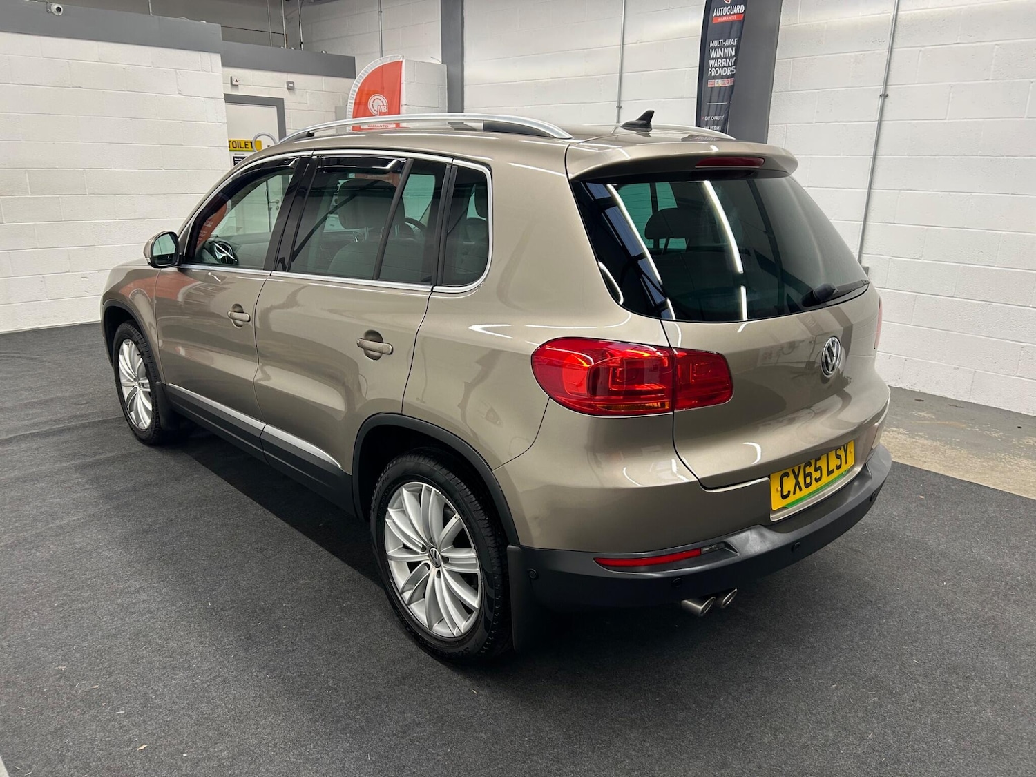 Used Volkswagen Tiguan for sale - 77612096: Photo 7