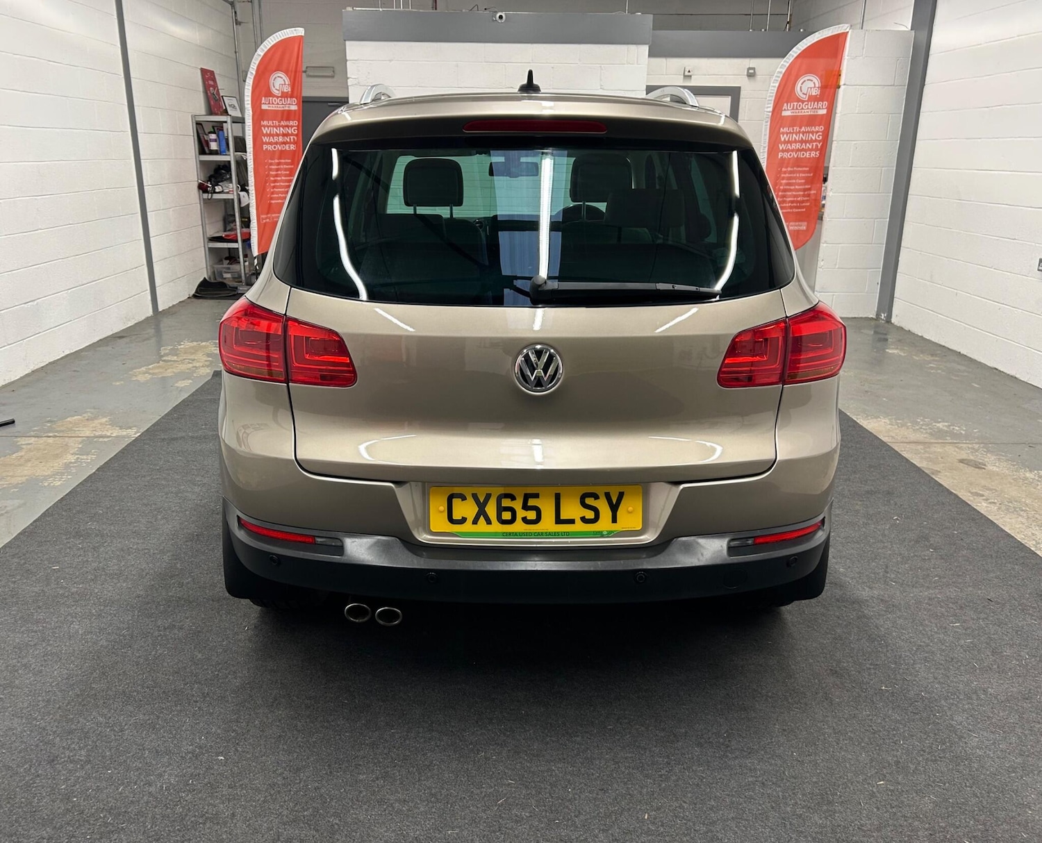 Used Volkswagen Tiguan for sale - 77612096: Photo 8