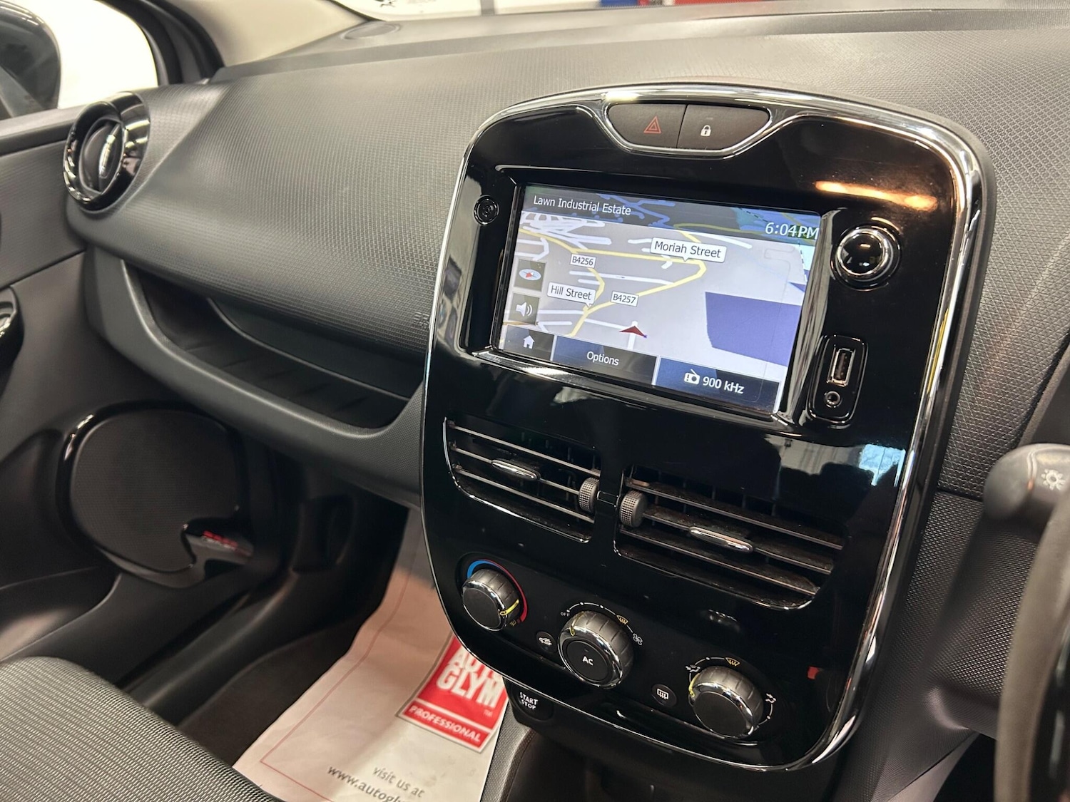 Used Renault Clio 2013 for sale - 78127666: Photo 11