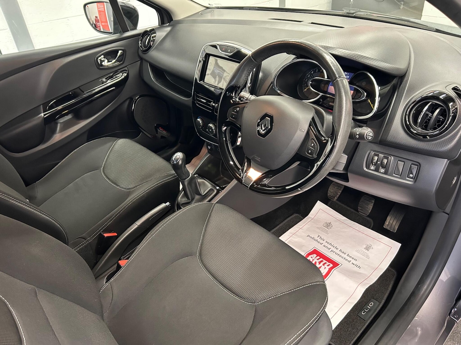 Used Renault Clio 2013 for sale - 78127666: Photo 15