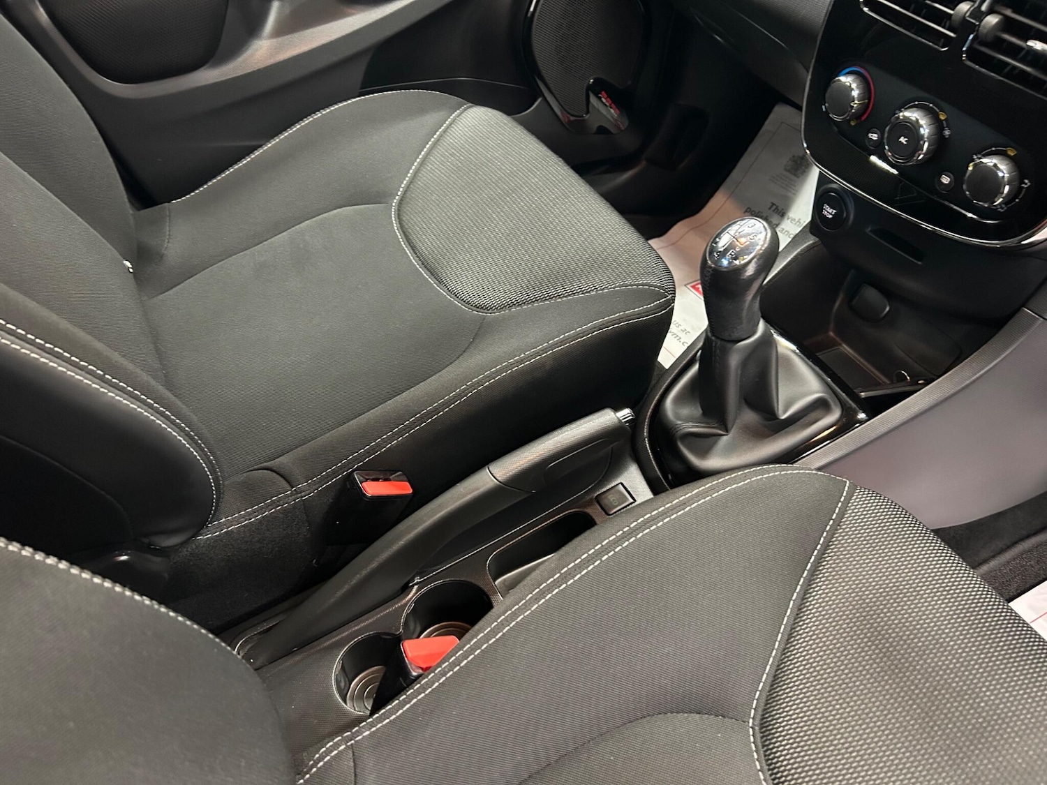 Used Renault Clio 2013 for sale - 78127666: Photo 26