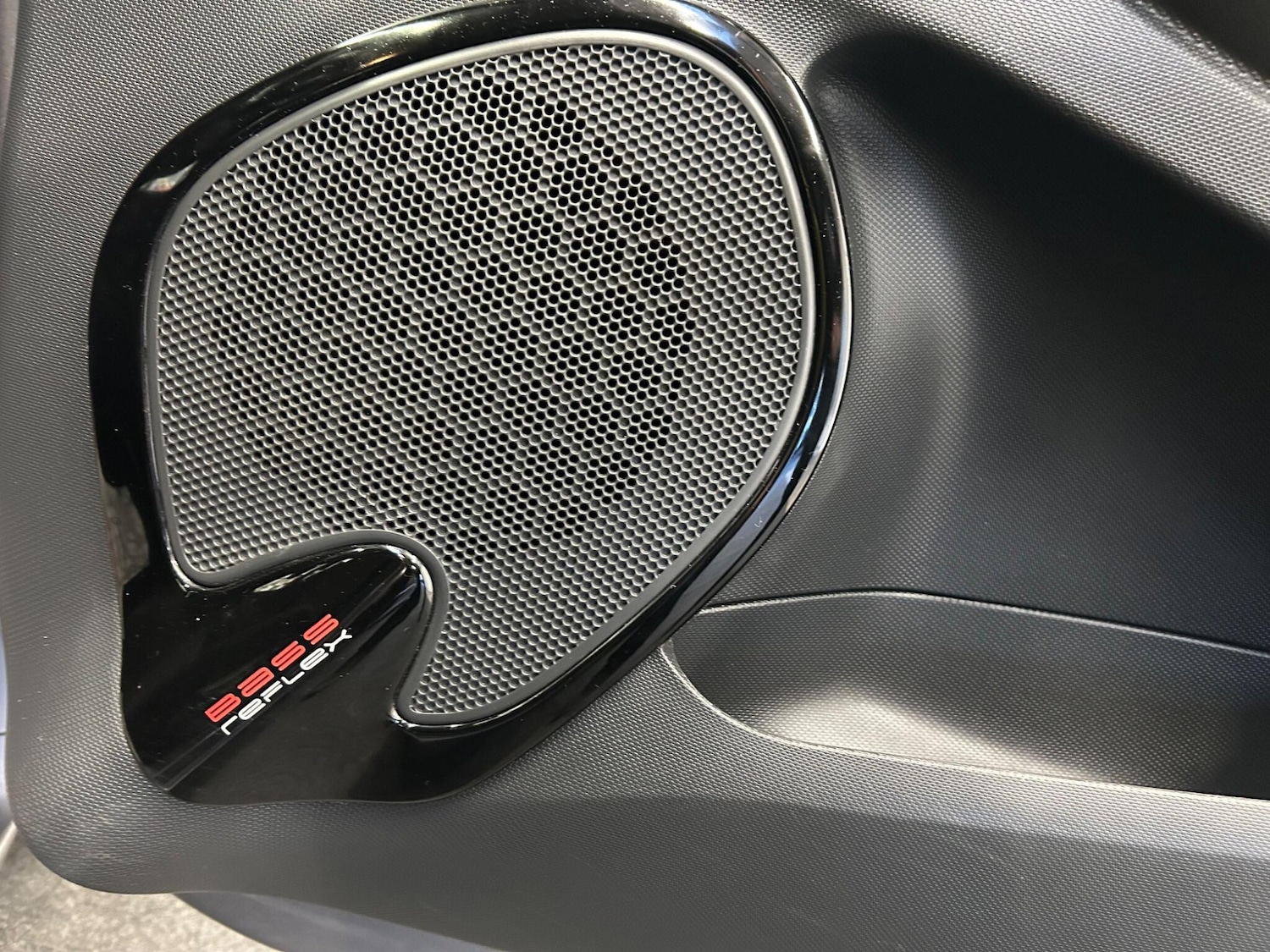 Used Renault Clio 2013 for sale - 78127666: Photo 32