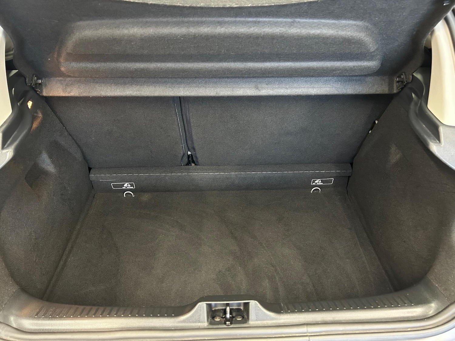 Used Renault Clio 2013 for sale - 78127666: Photo 35