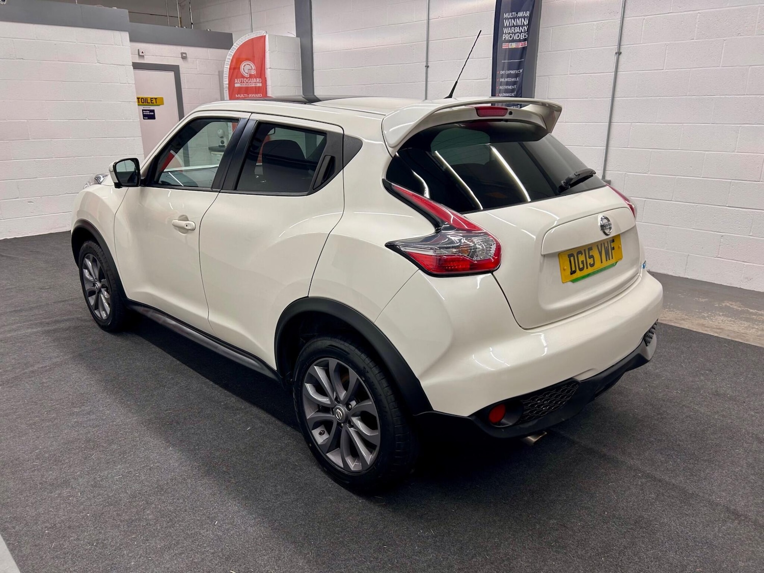 Used Nissan Juke 2015 for sale - 76613158: Photo 5
