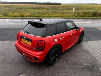 Used MINI Hatch 2021 for sale - 79564103: Photo