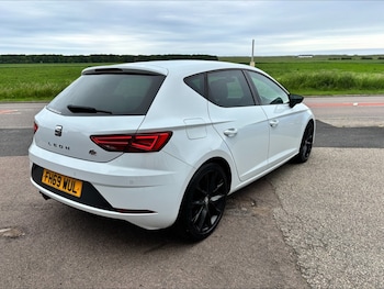 Used SEAT Leon 2020 for sale - 79023920: Photo