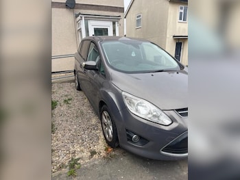 Used Ford Grand C-Max 2013 for sale - 75646518: Photo