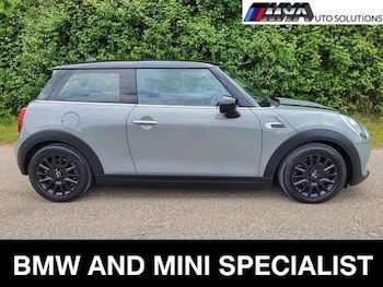 Used MINI Hatch 2020 for sale - 75609795: Photo