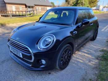 Used MINI Hatch 2019 for sale - 75153843: Photo