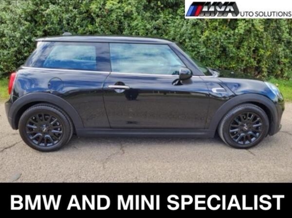 Used MINI Hatch 2019 for sale - 75608775: Photo 1