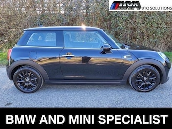 Used MINI Hatch 2019 for sale - 75608775: Photo