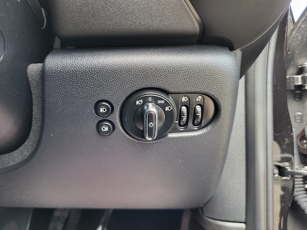 Used MINI Hatch 2019 for sale - 75608775: Photo 21