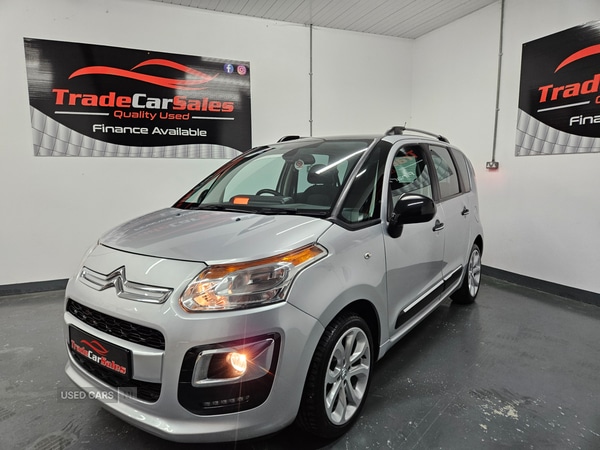 Used Citroen C3 Picasso 2017 for sale - 76240528: Photo 1