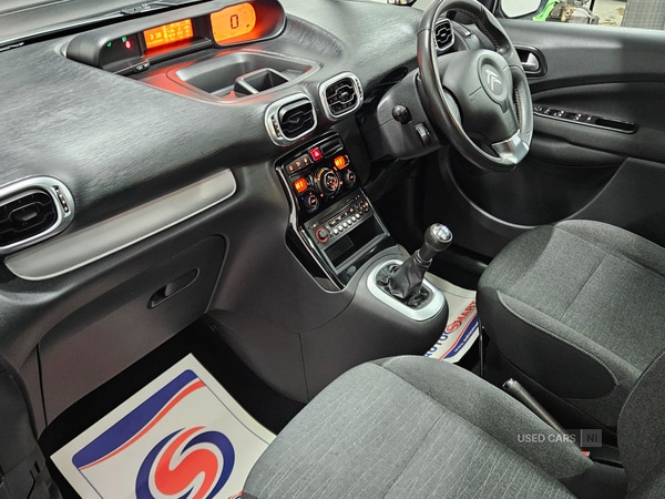 Used Citroen C3 Picasso 2017 for sale - 76240528: Photo 6