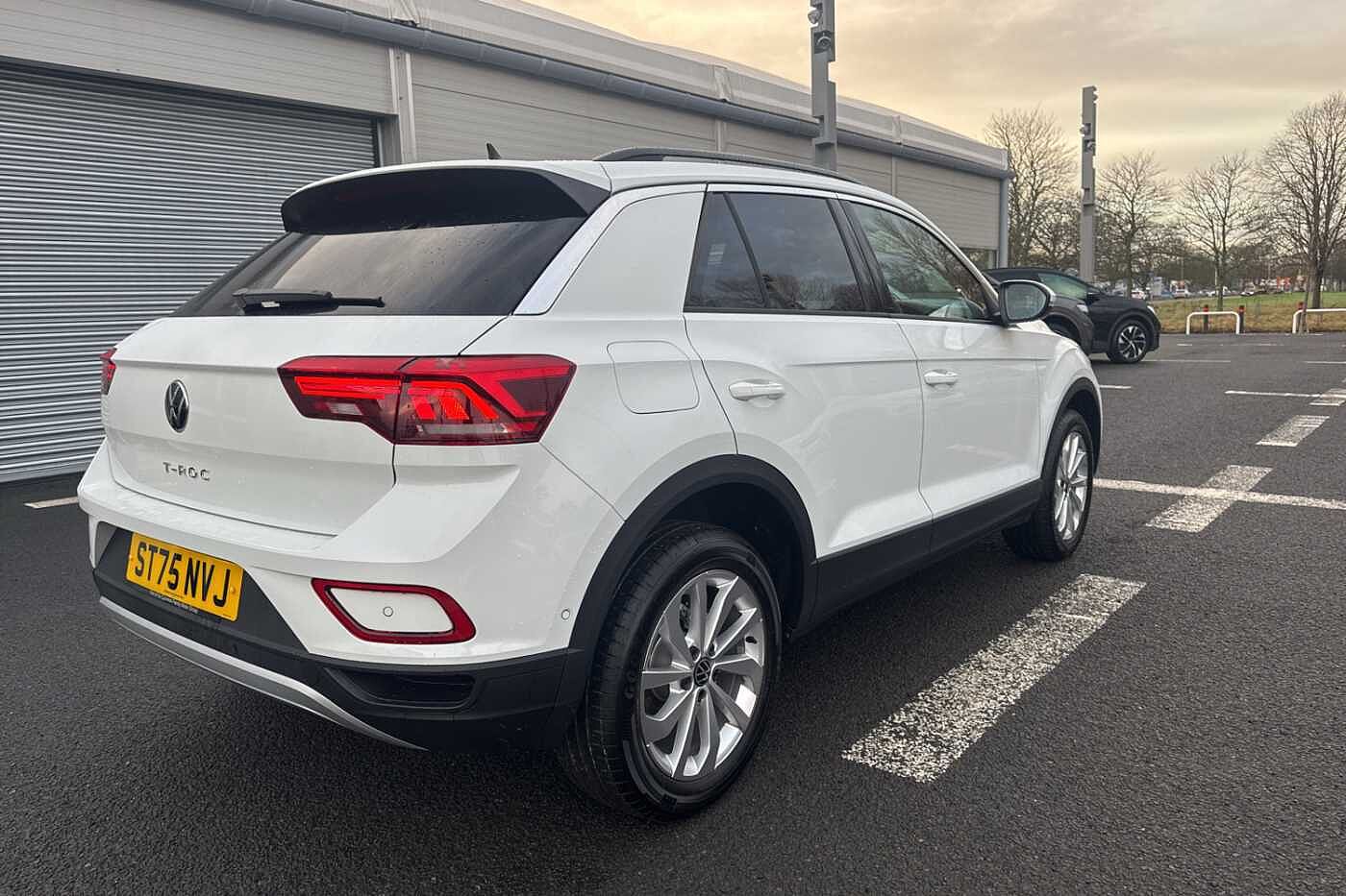 Used Volkswagen T-Roc 2025 for sale - 77032469: Photo 10