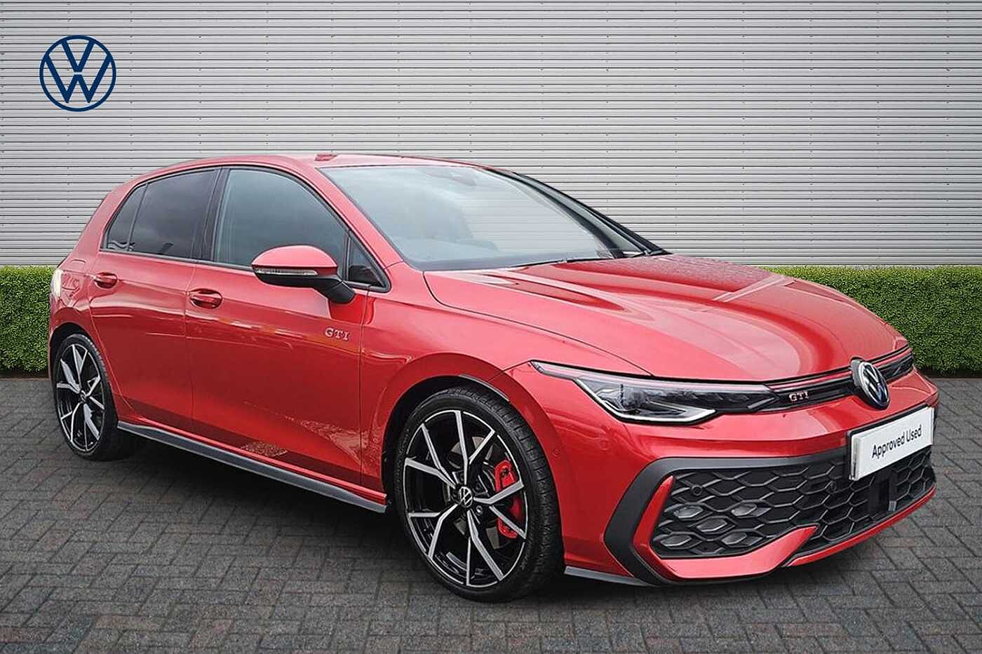 Used Volkswagen Golf 2025 for sale - 78140377: Photo 1