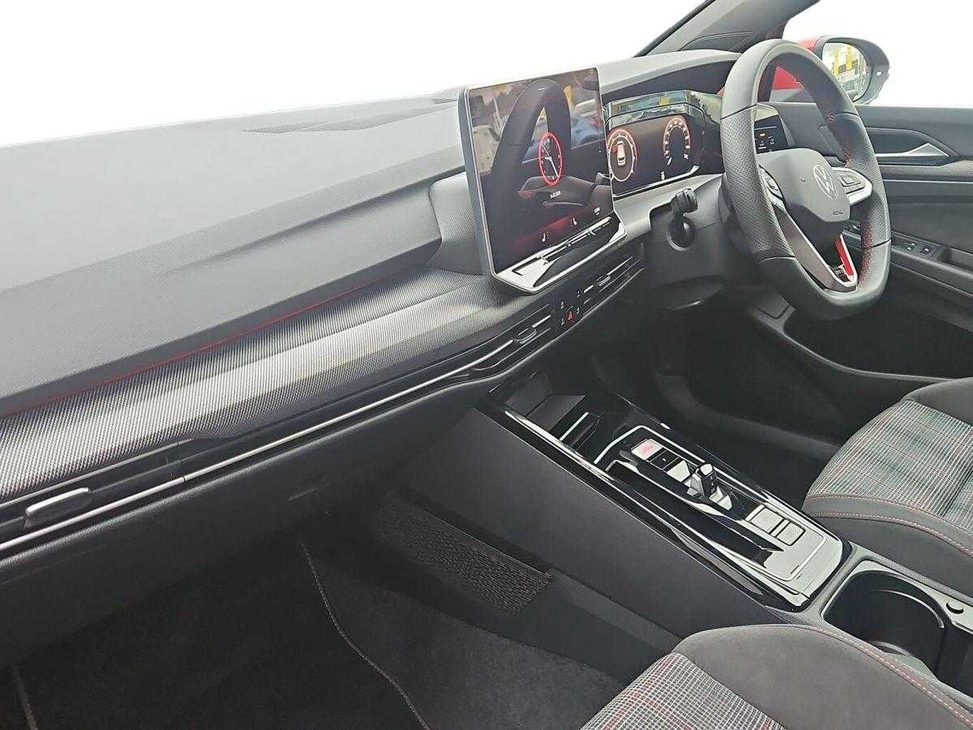 Used Volkswagen Golf 2025 for sale - 78140377: Photo 2