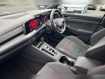 Used Volkswagen Golf 2021 for sale - 76674588: Photo