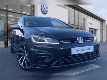Used Volkswagen Golf 2018 for sale - 76673428: Photo