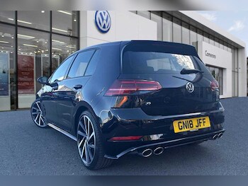 Used Volkswagen Golf 2018 for sale - 76673428: Photo