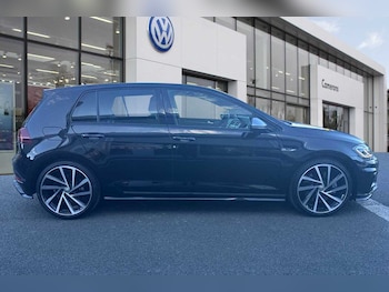 Used Volkswagen Golf 2018 for sale - 76673428: Photo