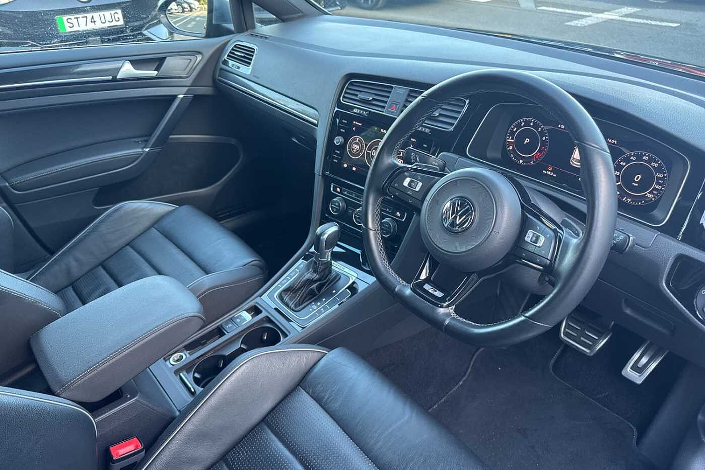 Used Volkswagen Golf 2018 for sale - 76673428: Photo 6