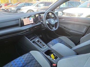 Used Volkswagen Golf 2021 for sale - 76681299: Photo