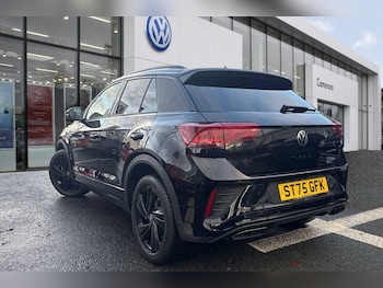 Used Volkswagen T-Roc 2025 for sale - 77122413: Photo