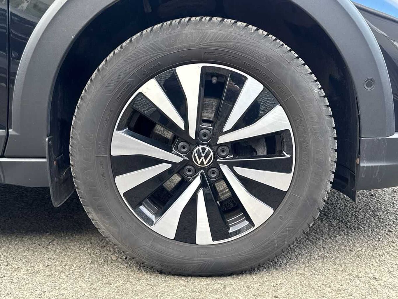 Used Volkswagen Taigo 2022 for sale - 77915990: Photo 5