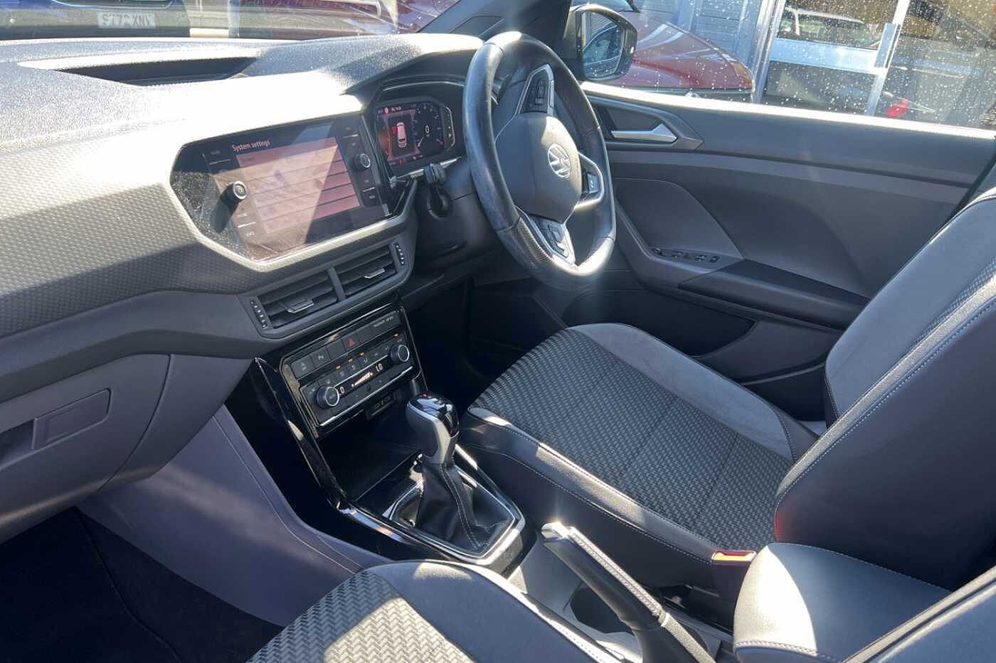 Used Volkswagen T-Cross 2020 for sale - 76681071: Photo 2