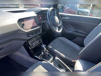 Used Volkswagen T-Cross 2020 for sale - 76681071: Photo