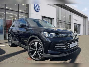 2024 (24) - 1.5 eTSI 150 Elegance Launch Edition 5dr DSG