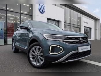 Used Volkswagen T-Roc 2022 for sale - 77812683: Photo