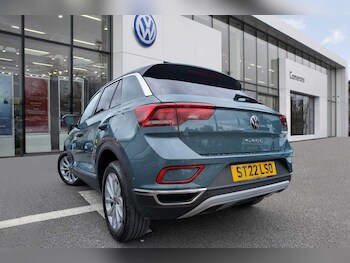 Used Volkswagen T-Roc 2022 for sale - 77812683: Photo