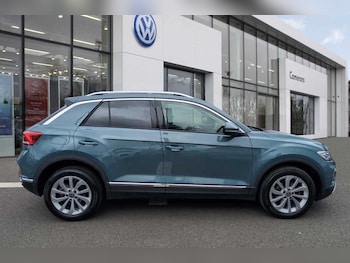 Used Volkswagen T-Roc 2022 for sale - 77812683: Photo