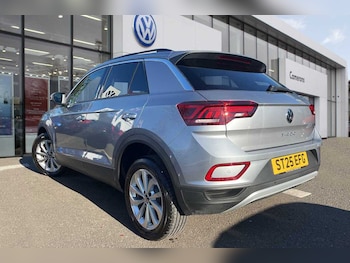 Used Volkswagen T-Roc 2025 for sale - 76680713: Photo