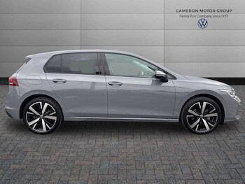 Used Volkswagen Golf 2025 for sale - 78433433: Photo