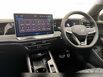 Used Volkswagen Passat 2025 for sale - 76679262: Photo